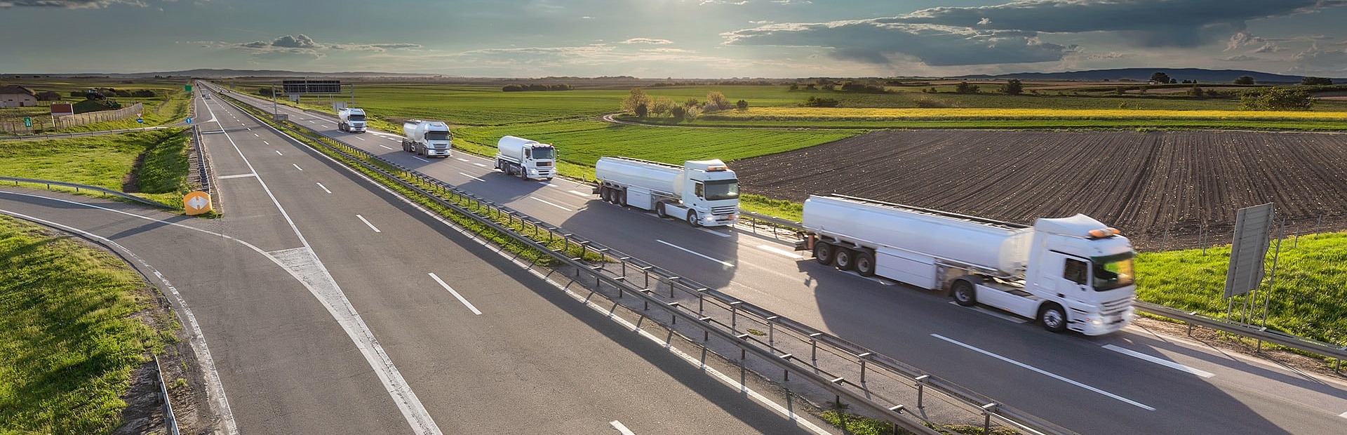 Full range of&nbsp;container/tank container transportation services